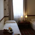 Stara Garbarnia 3*